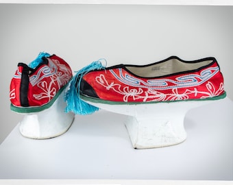 Antique Platform Satin Shoes, Platform Asian Shoes, Qing DYNASTY, MANCHU Platform Shoes, Ceremonial Platform Shoes, Handmade Asian Shoes