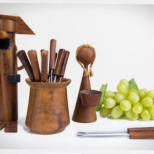 Retro 60s TEAK Figures, 60s Danish Modern, Arne Basse Style, Mid Century Decor, Danish Teak Cocktail Set, 50s Kitchen Decor, Bookcase Decor