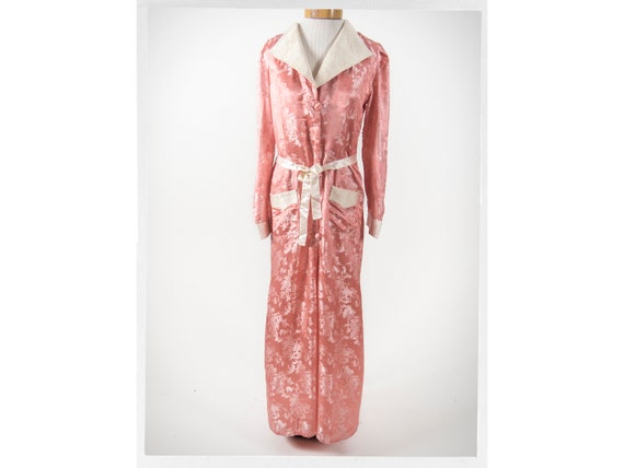 Vintage 60s Robe, Retro 50s Silk Robe, 50s Asian