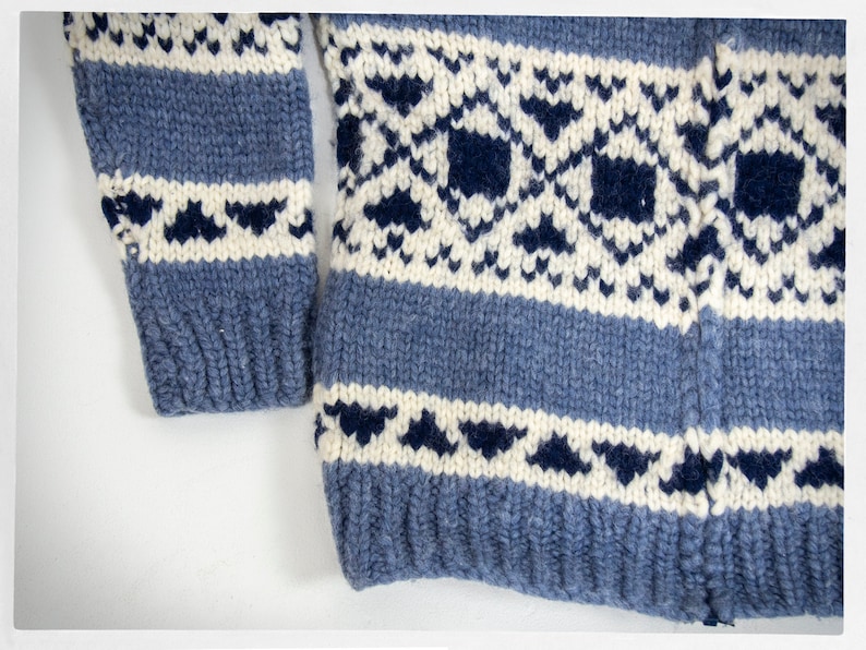 Hand Knit Wool Sweater, Cowichan Sweater, Street Fashion, Blue Wool Cardigan, Boho Fashion, Salish Wool Jumper, Hand Knit Cowichan Cardigan bild 2