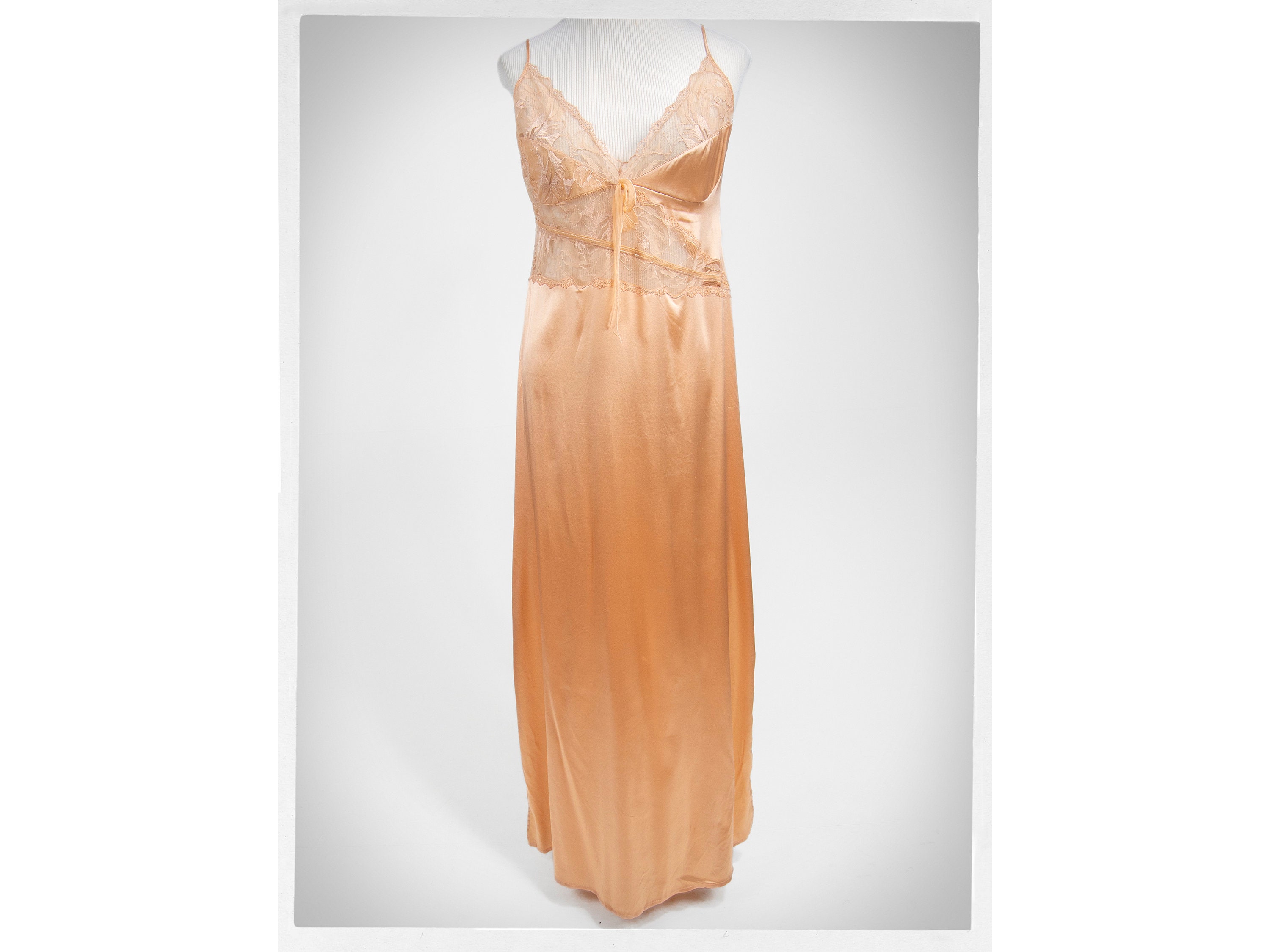 Retro Silk Slip, LA PERLA Night Dress, Vintage Lingerie, Made in Italy, Vintage Fashion, Pin UP Fashion, Designer Negligee, Italian Lingerie
