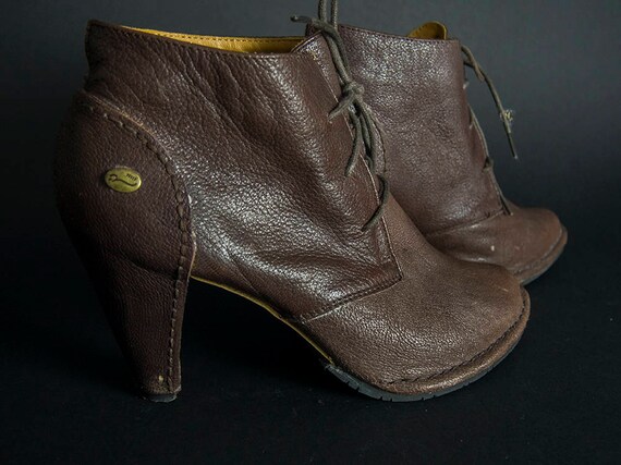 Vintage 90s Booties, High Heeled Booties, Hand Sti