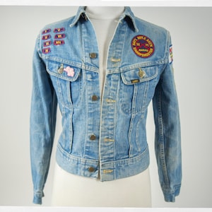 Vintage 80s LEE Jacket, Retro 80s Fashion Denim LEE Jacket Made in the U.S.A, Jean Jacket with Rifle Patches, Vintage Fashion, Vintage Denim