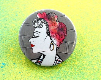 Rockabilly Girl Badge, Round 38mm Button Badge Featuring Vintage 1940s Style Lady, Red Lips, Fierce Strong Woman, Vintage Retro Gift Idea