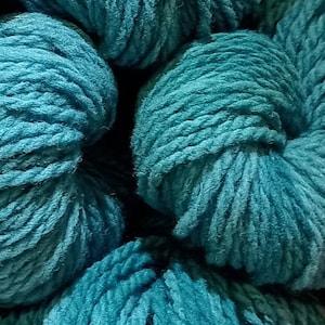 Laine écharpe Loopy pompon - Dégradé bleu turquoise 100 g Pelote