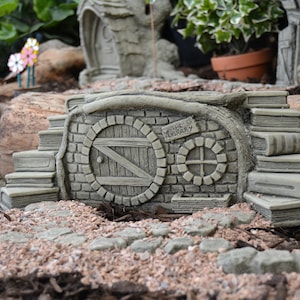 Library - Fairy Garden Stone Garden Ornament