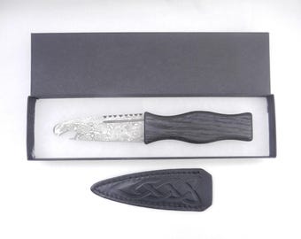 Damascus Steel Sgian Brew Bottle Opener: Scottish Bog Oak & Oak Handle