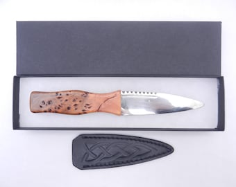Burr Wych Elm Sgian Dubh: Scottish Highland Dress Knife