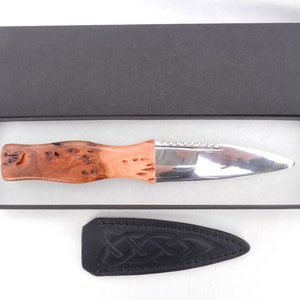 Sgian Dubh in Burr Wych Elm und Sweet Chestnut, Schottisches Messer, Skene Duh, Schottisches Geschenk, Hochzeitsgeschenk, Bräutigam Geschenk, Trauzeuge Geschenk, Herren Geschenk