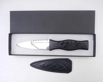 Scottish Sgian Dubh: Black Burr Wych Elm Knife with Leather Sheath