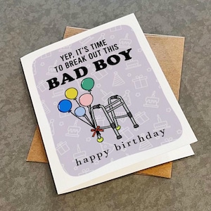 Carte d'anniversaire amusante pour les personnes âgées, carte de voeux d'anniversaire sarcastique pour grand-père, carte de voeux de marcheur hilarant avec des balles de tennis pour 65e anniversaire