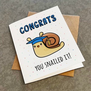 Félicitations, vous avez réussi - carte drôle de jeu de mots - blague papa - diplômé Victory Lap College