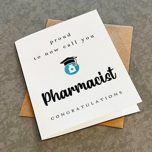Nouvelle carte de pharmacien diplômé, Carte de diplômé d'école de pharmacie, Fier de vous appeler pharmacien, Carte de félicitations pour elle, Pour fille