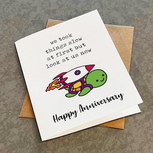 Regardez-nous maintenant Carte de voeux d'anniversaire, jolie carte de voeux d'anniversaire pour les amis, premier couple, carte d'anniversaire simple et adorable pour mari
