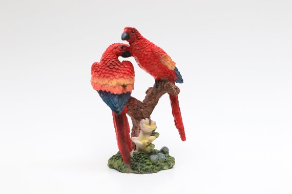 1pc Resin Parrot Figurine Red Tropical Macaws Wall Sculpture Bird Statue Model 
