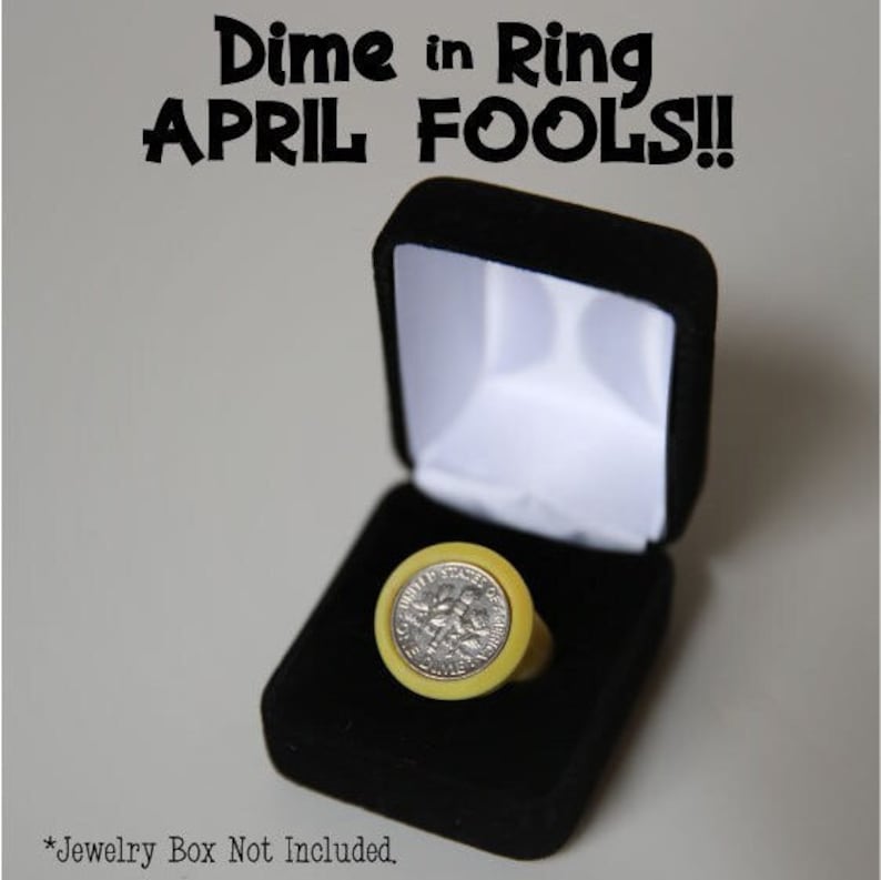 DIME IN RING Gag Gift image 4