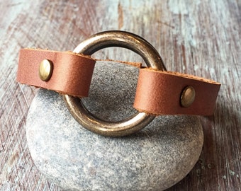 Petite Leather O Ring Bracelet - English Tan and Antique Brass Single Strap Cuff