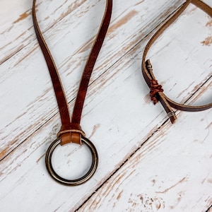 Collier en cuir avec joint torique : pendentif cercle bohème | Bijoux personnalisés modernes