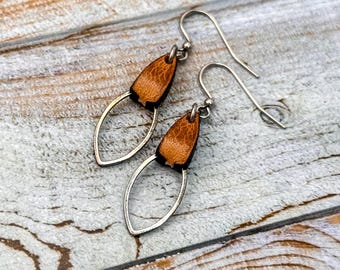 Leather Dangle Earrings: Silver Geometric Drop - Personalized Artisan Jewelry