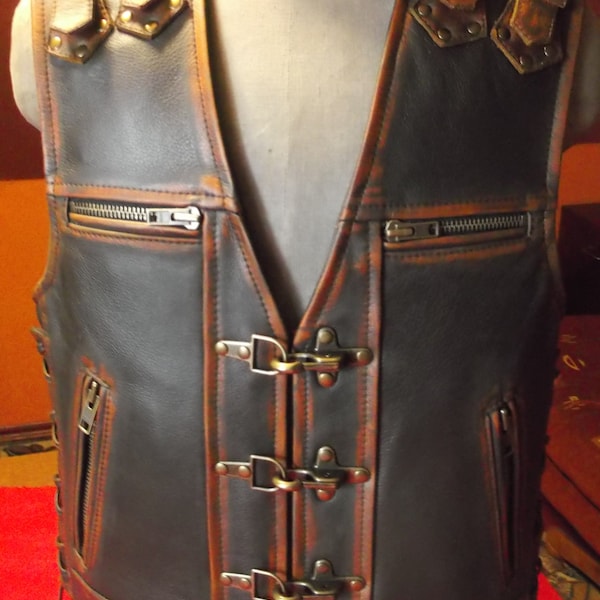 Biker vest.Genuine leather- 1,6mm, brown.Leather with abrasion effect.Handmade.