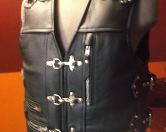 Biker vest. Thick leather-1,9mm.  Motorcycle vest, genuine leather-black.Hadmade.