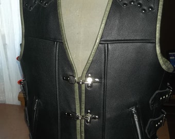 Biker vest. Genuine leather- 1,9mm-black.Handmade.