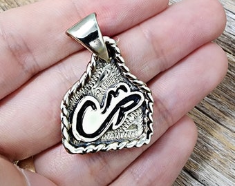 Collier petite étiquette de vache, initiale personnalisée ou collier logo fait main, gravure artisanale personnalisée