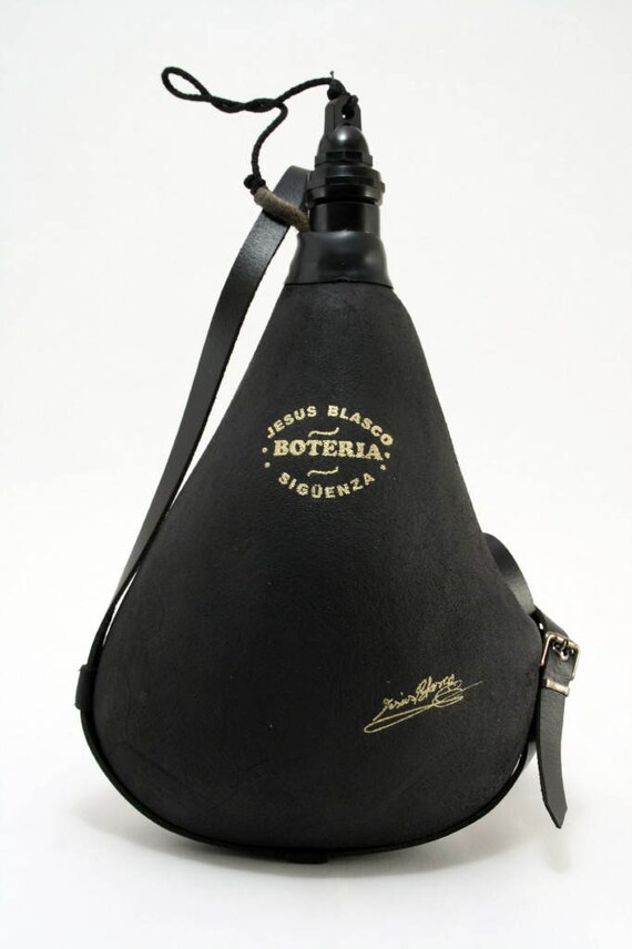 Spanish Bota Bag Leather Wine Skin Handmade In Spain Wineskin - Spanish Leather Wine Skin Spanish Bota Bag Leather Wine Skin Handmade In Spain Wineskin - Spanish Leather Wine Skin