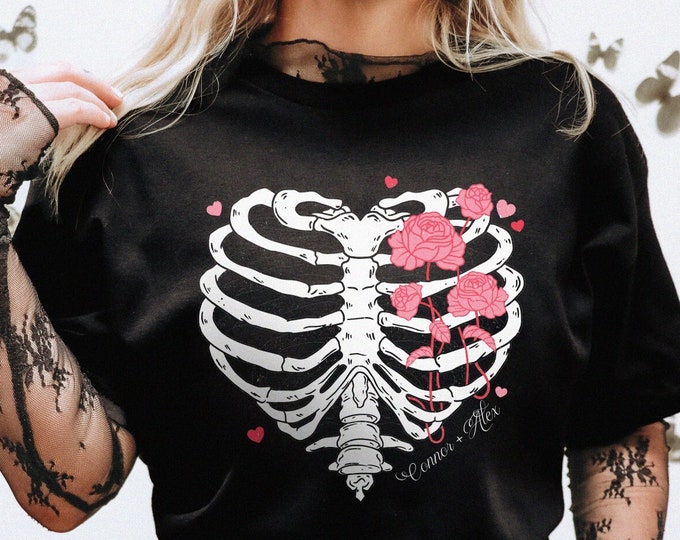 Custom Skeleton Valentine's Day Unisex Tshirt XS-5XL / Halloween Valentine Gift for Her Goth Horror Shirt Anniversary Couples Matching Tee