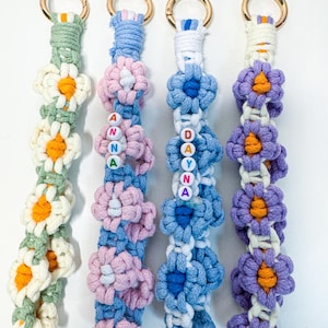 Personalized Floral Macrame Keychain Wristlet: Beaded Name Keychain