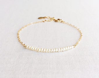 Seed Bead Pearl 1.5mm Dainty Bracelet, Beaded Bracelet, Bead Bar Barcelet, Tiny Gold Bracelet, Delicate Bracelet, Minimal Bracelet, GBB6