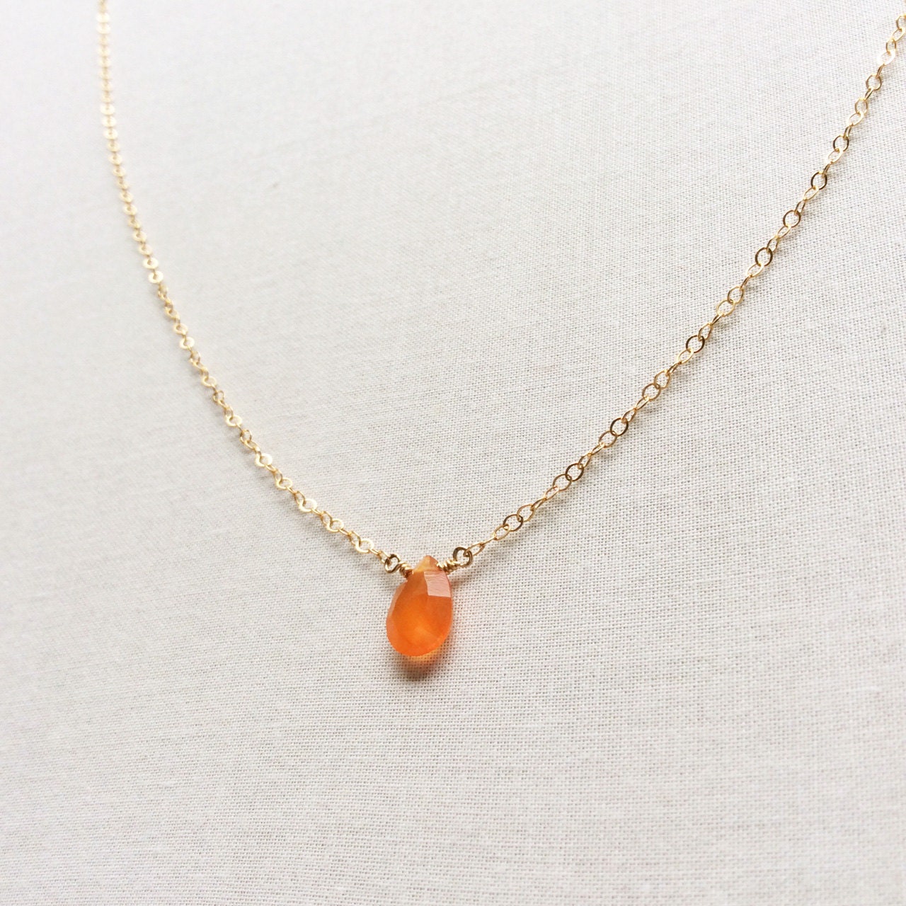 Natural Handmade Crystal Necklace Gold Tone Carnelian Point Necklace – LB  Diamond Store