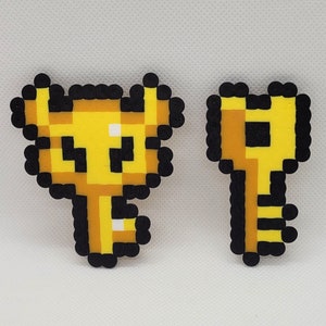 Legend of Zelda Boss key keychain, perler bead magnet, Link to the Past, Zelda Cosplay, Video Game, SNES, pixel art, perler beads