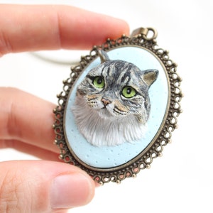 Custom cat jewelry, cat lover gift, custom cat portrait, personalized cat necklace, custom pet portrait, animal lover gift, pet loss gift