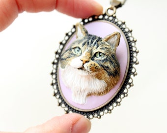 Custom Cat Portrait Necklace: Polymer Clay Pet Memorial Jewelry