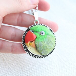 Pet portrait, custom portrait, personalized pet, parrot jewelry, custom pet jewelry, pet illustration, custom parrot portrait, pet art