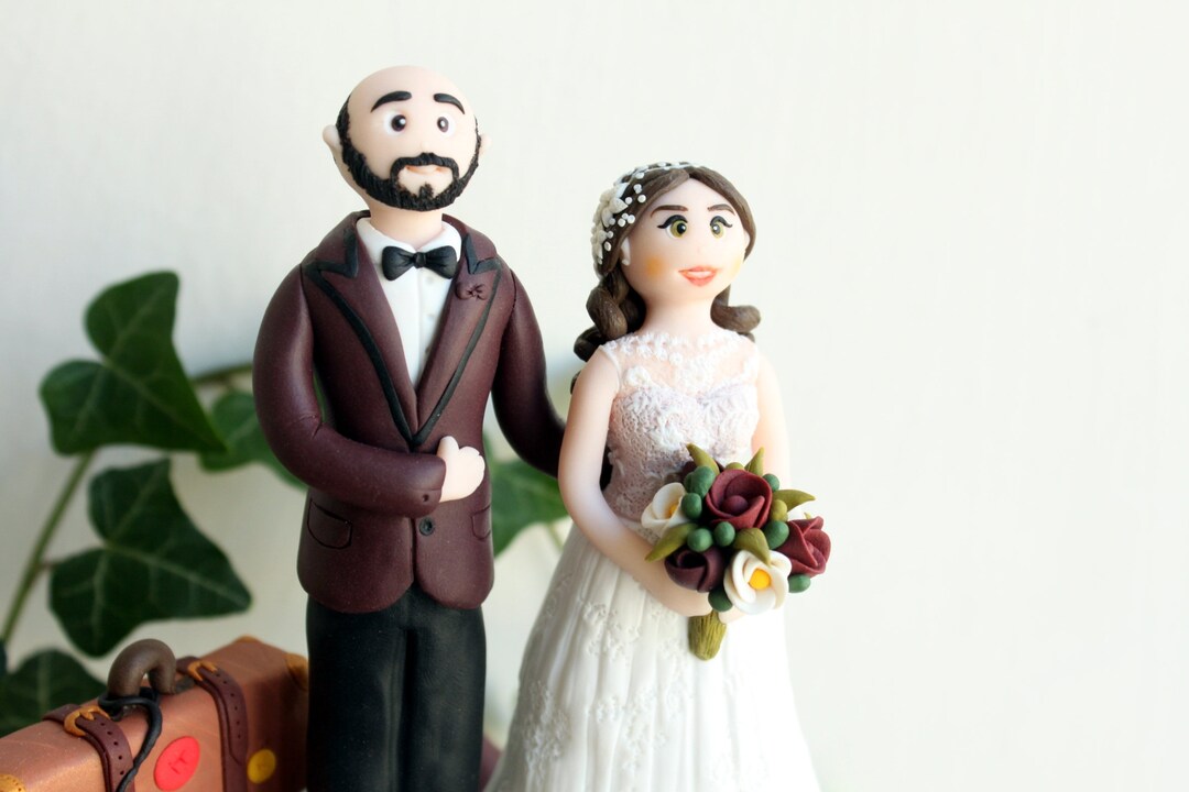 Custom Clay Wedding Cake Topper: Personalized Bride and Groom Figurine ...