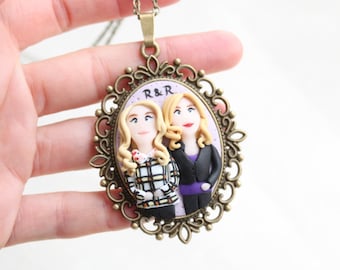 Best friends custom jewelry, custom family portrait, personalized couple portrait, best friends forever custom gift, Valentine's Day gift