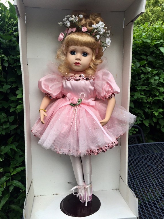 camellia garden doll 1997