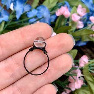Clear Quartz Crystal Ring, Wire Wrapped Gemstone Ring, Minimalist Quartz Jewelry, Wire Wrapped Hippie Boho Ring, Mini Ring, Clear