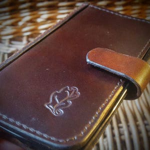 Smartphone flip case with single space for notes and receipts - made in the UK using British leather