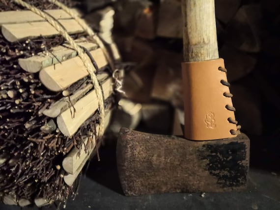 Protège-manche De Hache En Cuir Pleine Fleur – Housse Pour Manche D’outil – Jardinage, Bricolage – Wayne's Dog