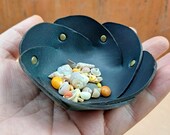 Flower shaped leather valet tray, jewellery tidy, dice tray