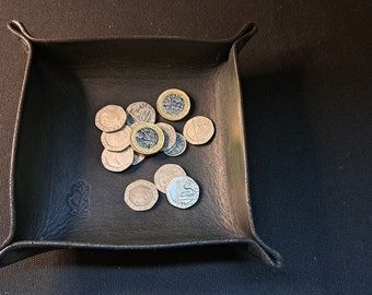 Leather tray, desk tidy, dice tray READY TO POST