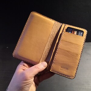 Carteira de telefone feita de couro para cartões e notas - feita sob encomenda
