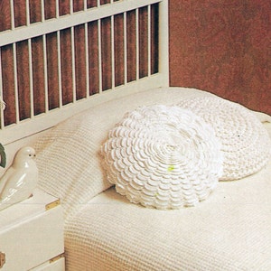 Pattern Only: Vintage Round Flower Pillow Covers Intermediate Crochet Pattern 1985 - PDF Download