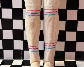 Calcetines Blythe color crema con rayas de caramelo