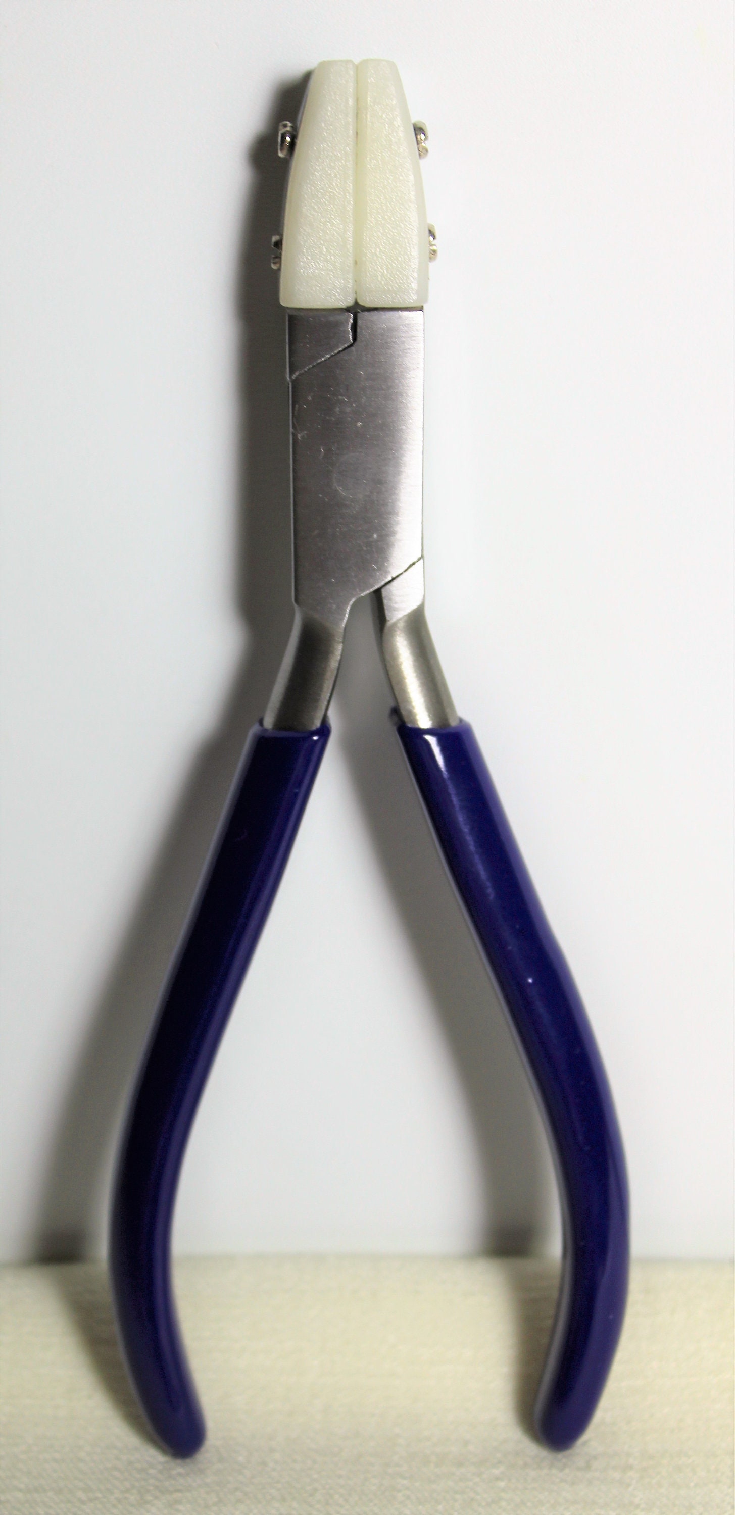 Link-it™ Short Jaw Chain Nosed Pliers Two per Set Good for Chainmaille From  the Beadmith® 