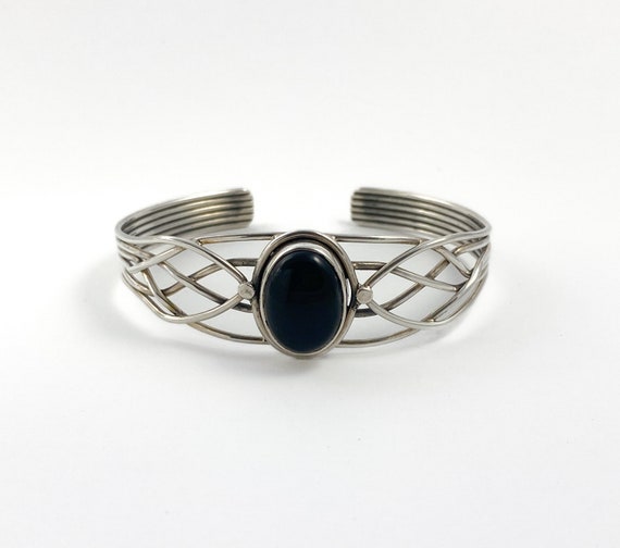 Striking 1990s Handmade Onyx and Sterling Cuff