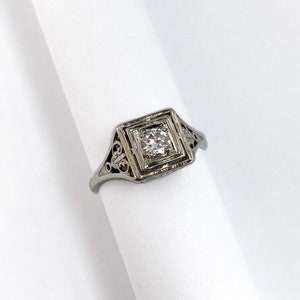 Fabulous 1920s Art Deco Diamond Ring